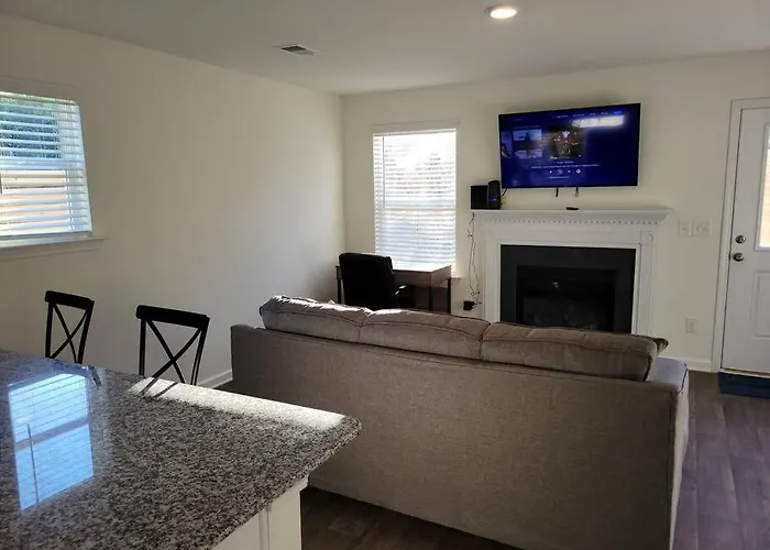 Sc 3745 New Townhouse Ft Jackson & Usc