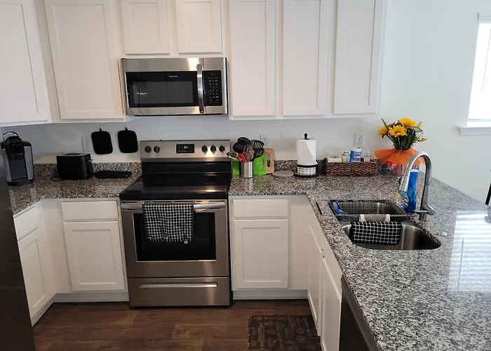 Sc 3745 New Townhouse Ft Jackson & Usc